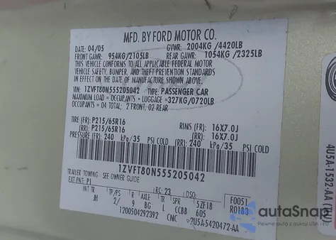 2005 Ford Mustang V6 Deluxe/V6 Premium z USA, uszkodzony, nr VIN 1ZVFT80N555205042